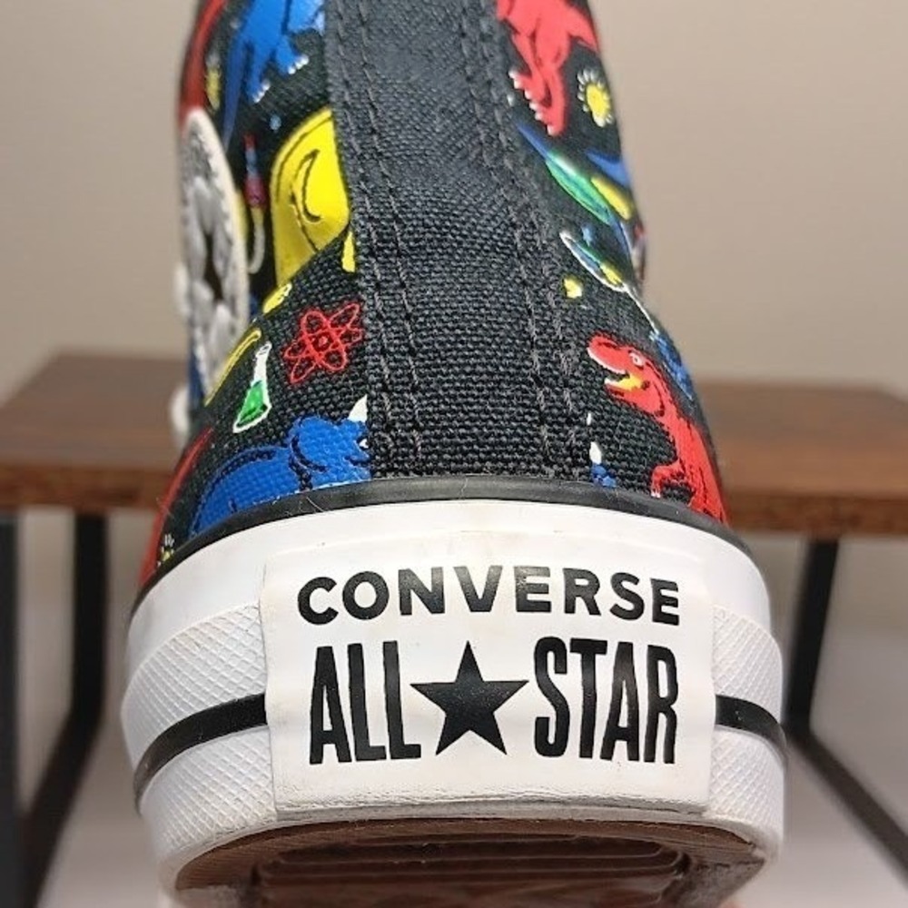 Converse Chuck Taylor High Top Kids Size 6 Black Dinosaur Science Excellent - Picture 10 of 11